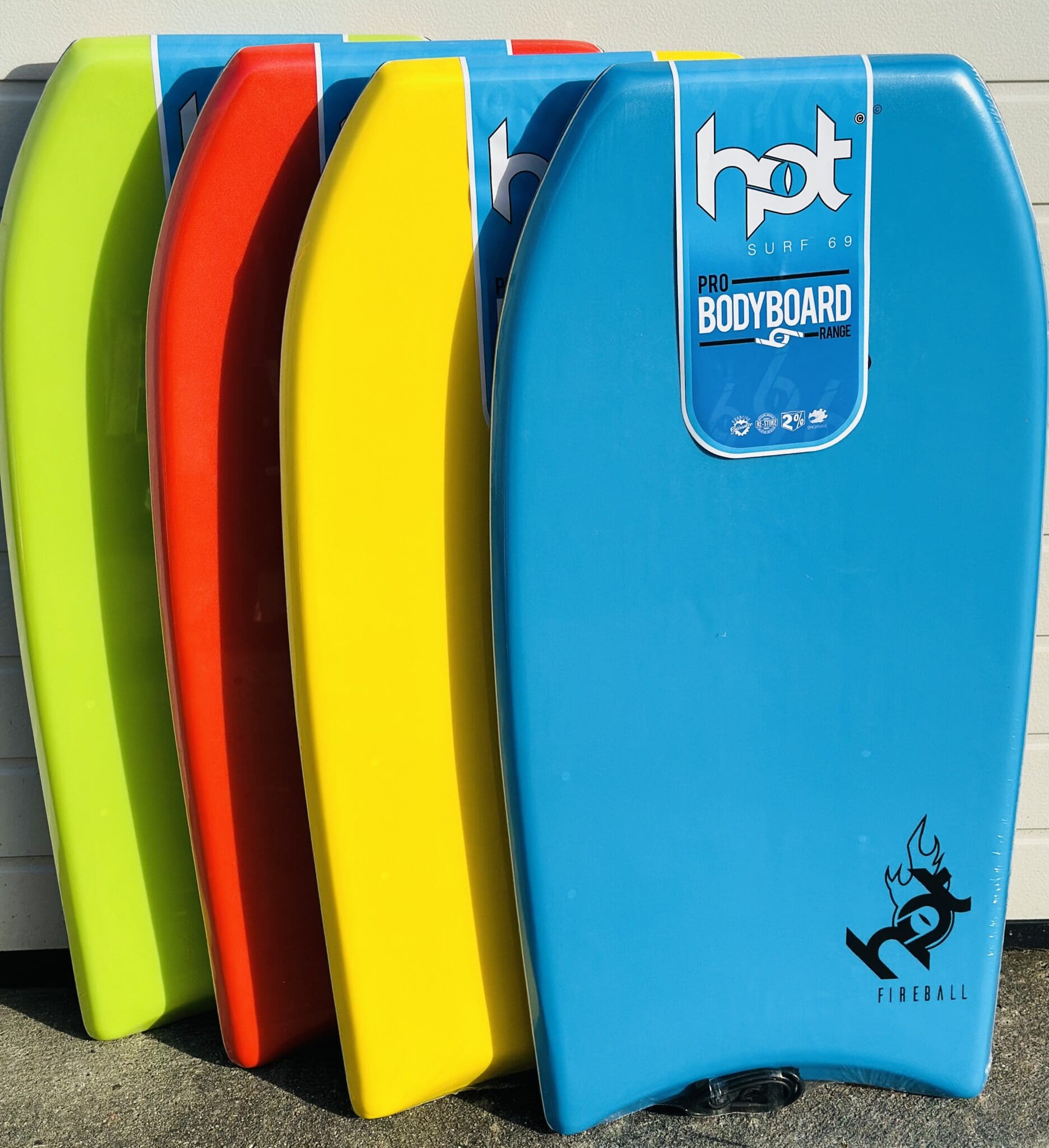 Hot Surf 69 Pro Bodyboard Slick Bottom Bodyboard HDPE FireBall Hot Surf 69